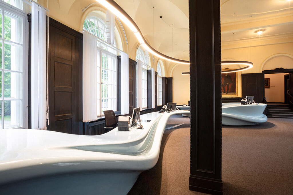 Novi Corian® Solid Surface pultovi elegantno teku kroz Bad Kissingen centar