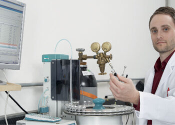 ift Rosenheim je ovlašteno tijelo, te tijelo za ispitivanje, nadzor i certificiranje prozora, fasada, vrata, stakla i građevinskog materijala