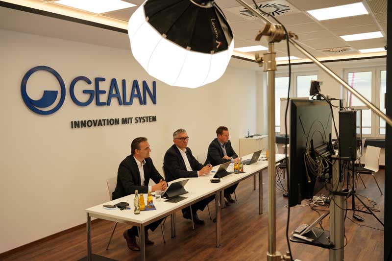 GEALAN Presserunde Podium