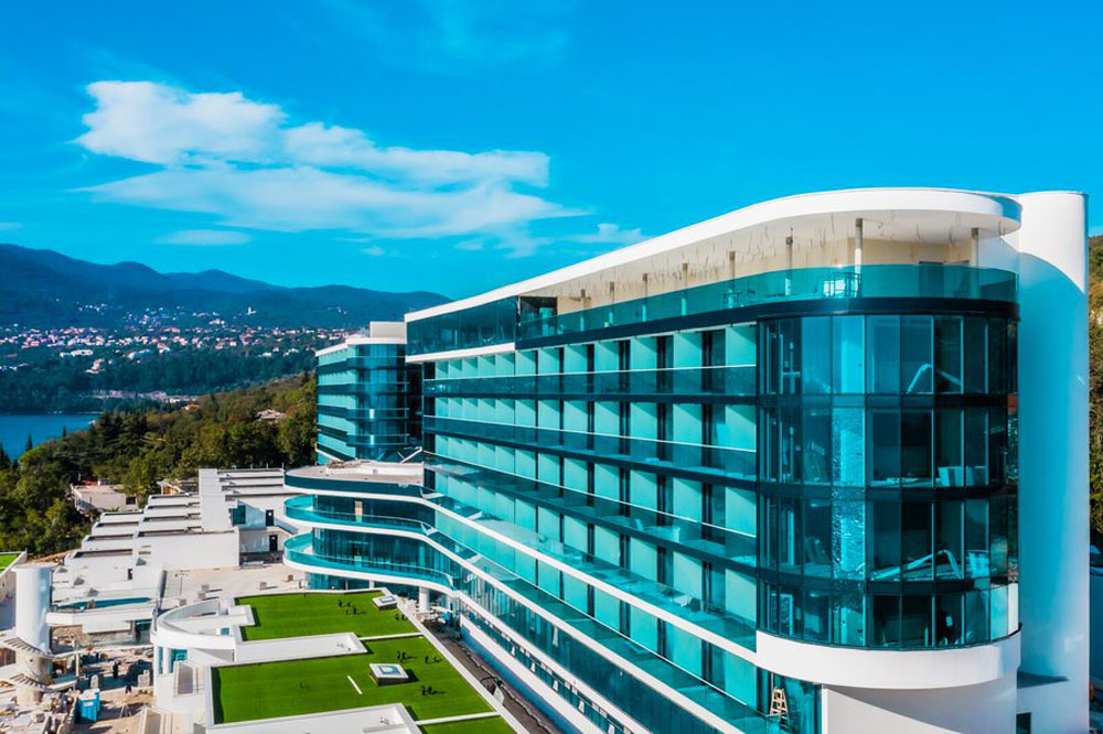 Hilton Costabella Resort & Spa