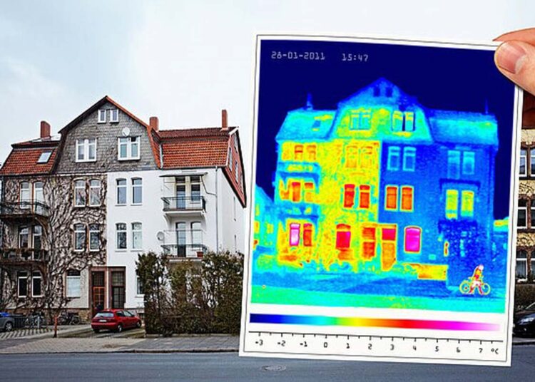 Energetska modernizacija prozora, vrata i fasada je atraktivna investicija zbog dobrog financiranja, povećanja vrijednosti nekretnine i udobnosti stanovanja / foto: © Ingo Bartussek – stock.adobe.com