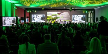 Posjetitelji na stručnoj konferenciji i sajmu ArchyEnergy 2025 / foto: ArchyEnergy