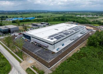 Panorama tvornice FEAL / foto: FEAL