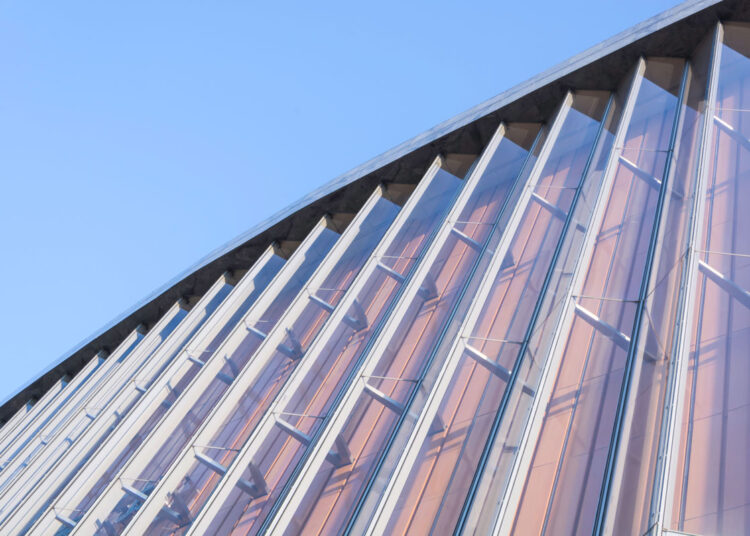 ETFE fasadni sistem na zgradi / foto: freepik.com