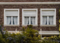 Mehanizam žaluzina na prozorima na kući / photo: freepik.com
