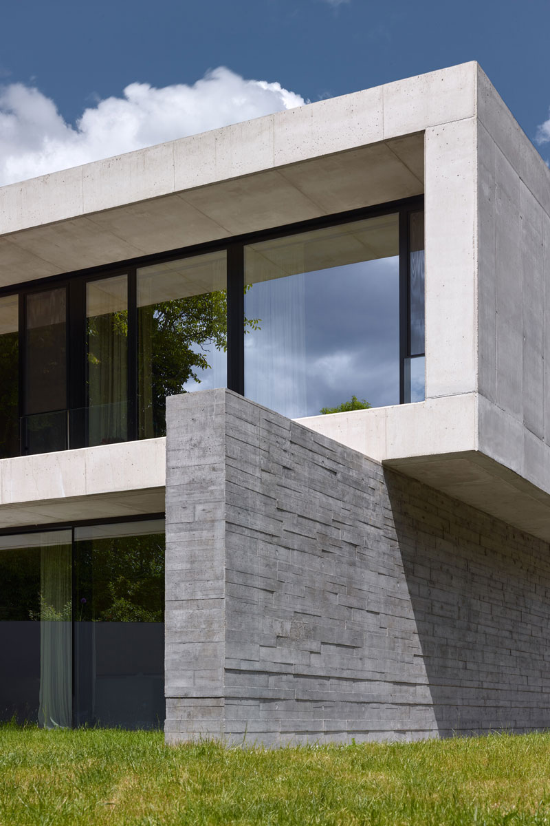 Veliki stakleni portali na projektu Stempel & Tesar architekti - Villa Troja / photo: Filip Šlapal