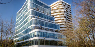 Projekt Emblem dobio BREEAM certifikat zahvaljujući Swisspacer rješenjima / photo: Tony Masclet