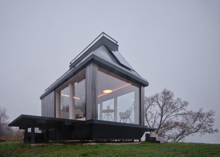 projekt: Cabin Devín / autor projekta: Ark-Shelter, Archekta / photo: BoysPlayNice