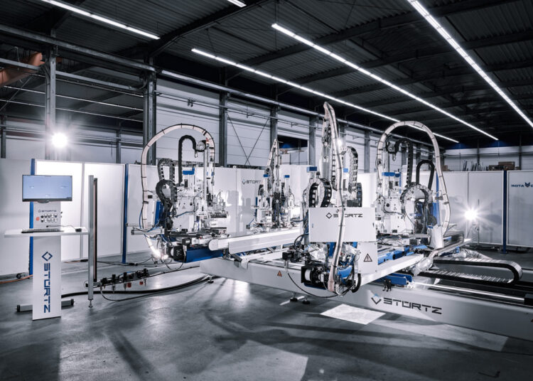 elumatec proširuje ponudu tehnologijama Stürtz za proizvodnju PVC stolarije / photo: elumatec