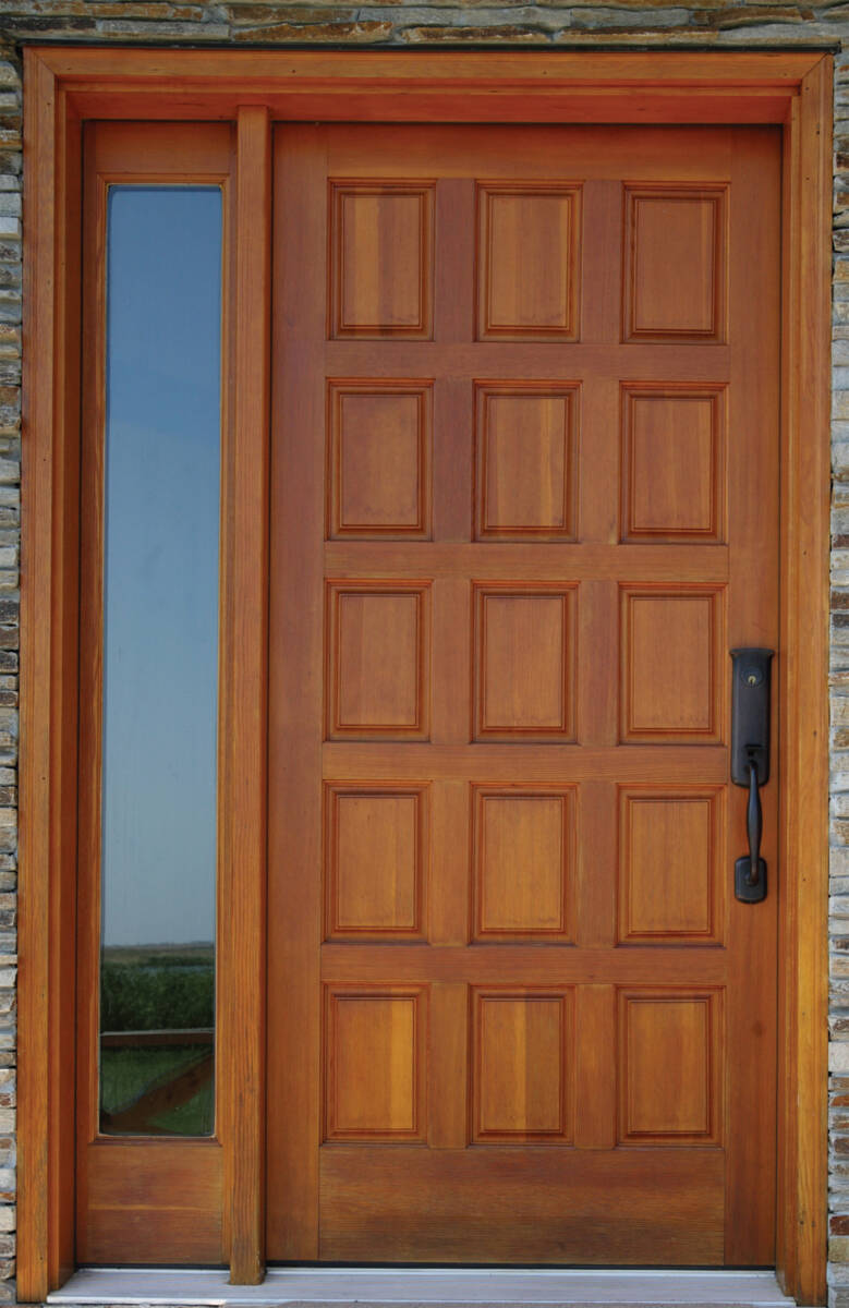 Zbog svoje slojevitosti i ispuna, sigurnosta vrata zapravo imaju 50 do 70% bolju zvučnu izolaciju od drvenih