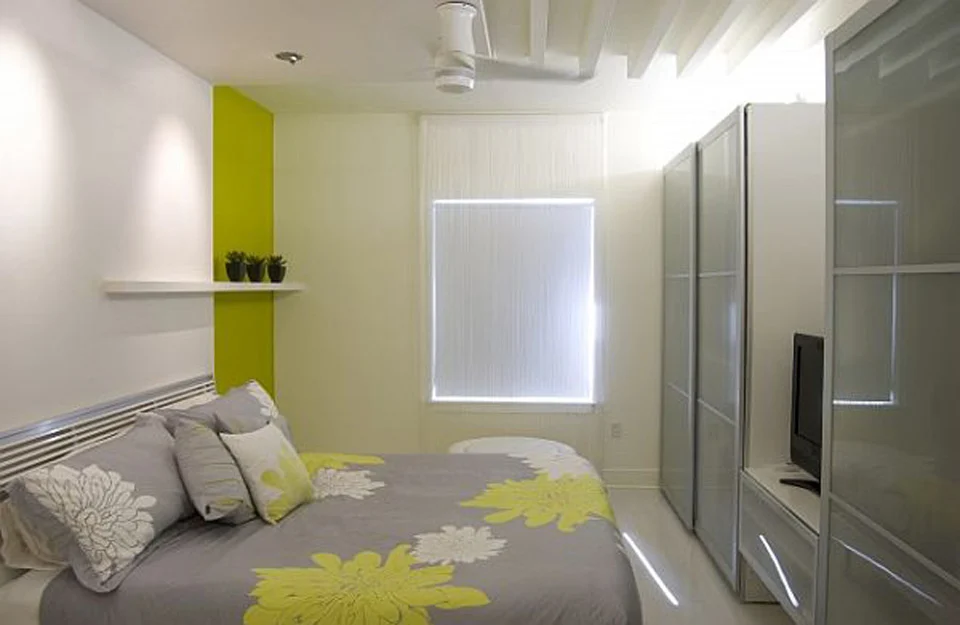 Futuristički dizajn garderobera u spavaćoj sobi