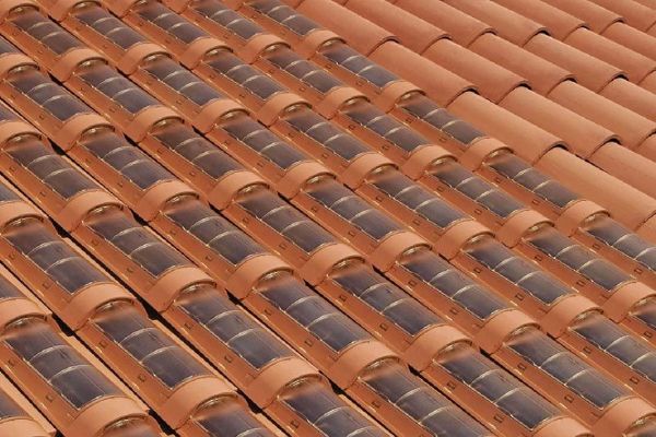 Solarni fotovoltažni crepovi