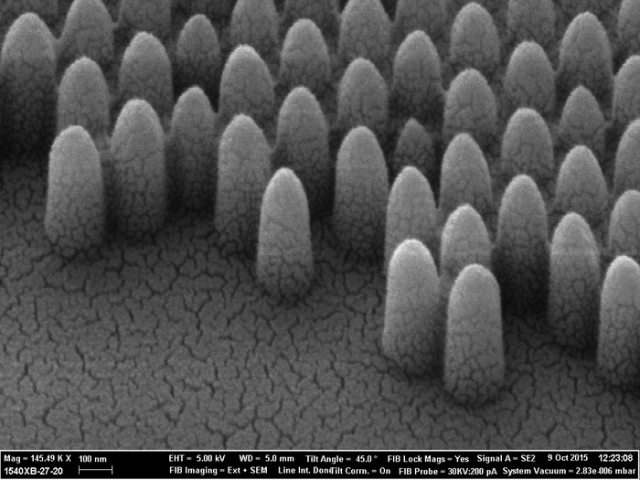 Otkrili su novi nanomaterijal koji može da odbija prašinu i vodu