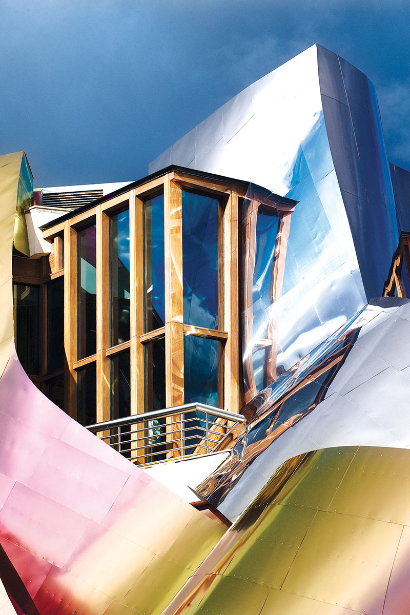 Frank Gehry, Marques de Riscal Hotel, Alava, Spain