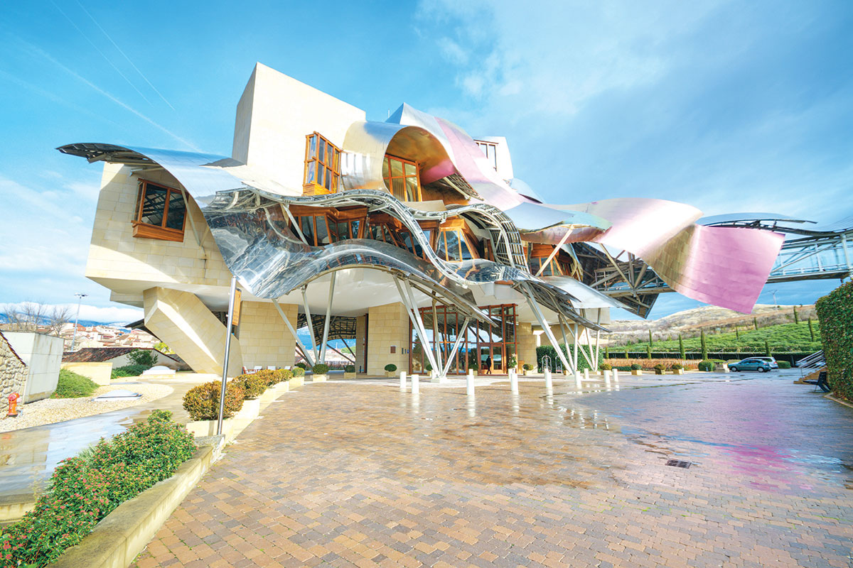 Frank Gehry, Marques de Riscal Hotel, Alava, Spain