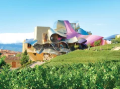 Frank Gehry, Marques de Riscal Hotel, Alava, Spain