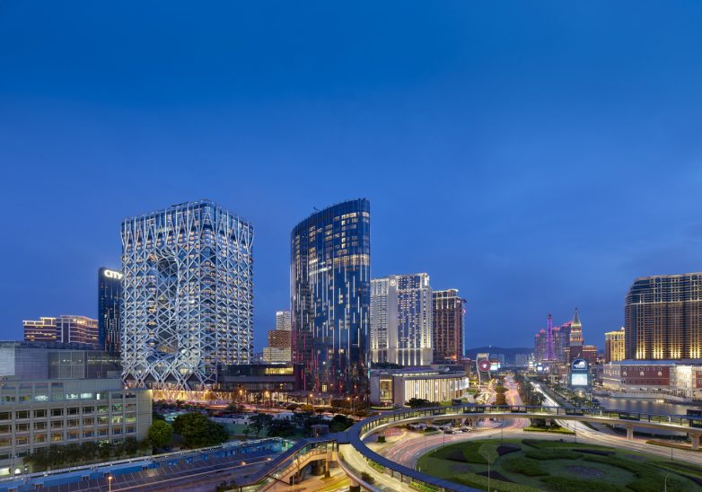 Morpheus Hotel 01
