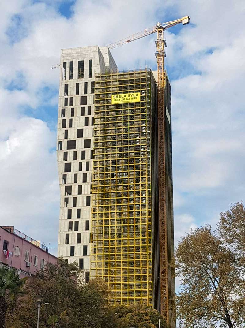 Tehnomarket Larcore A2 fasadni paneli projekat Alban Tower, Tirana, Albanija