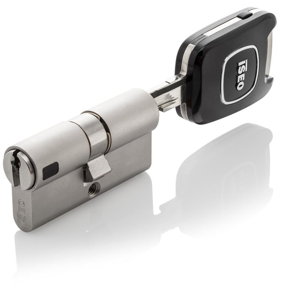 F9000 On Key
