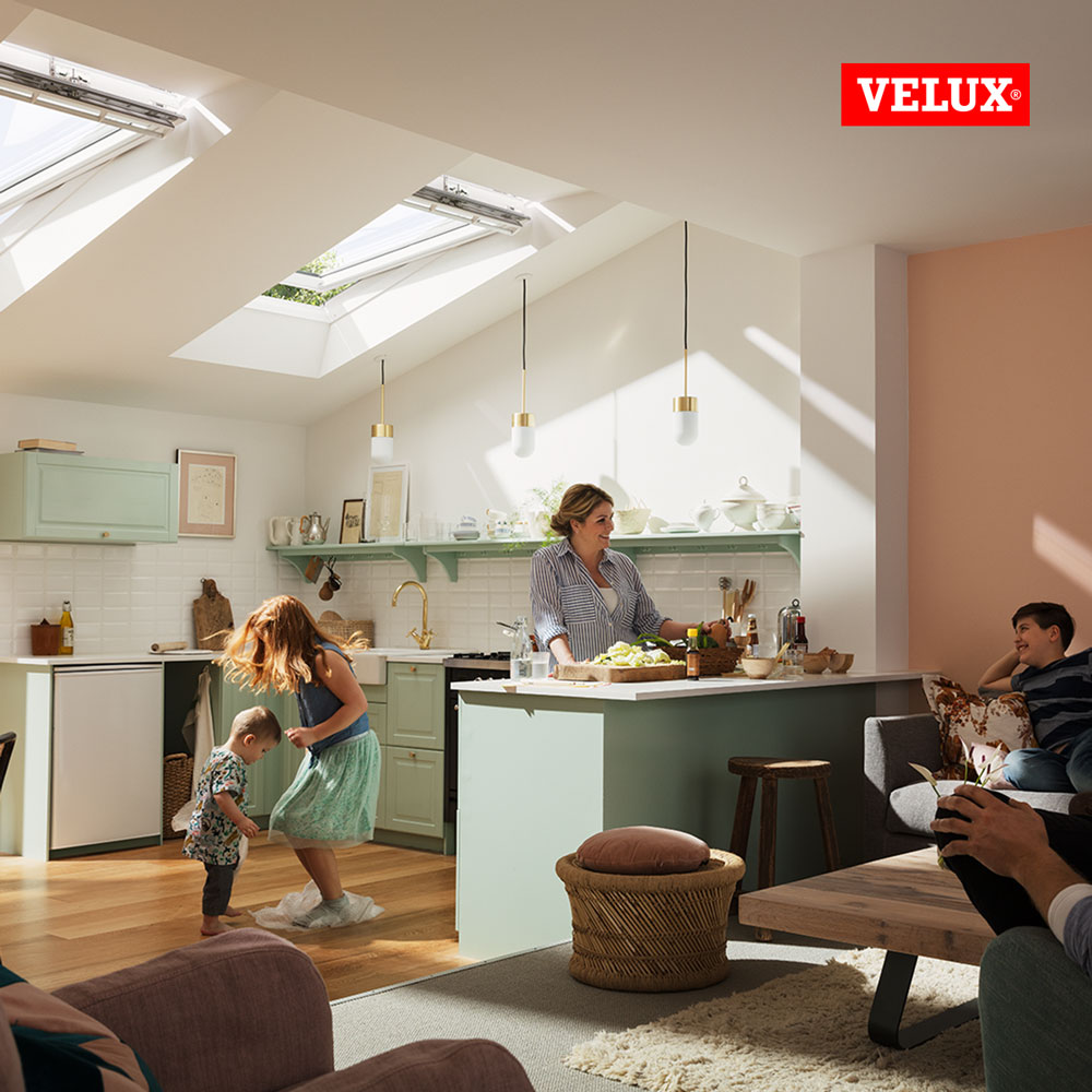 VELUX krovni prozori se proizvode sa više različitih principa otvaranja