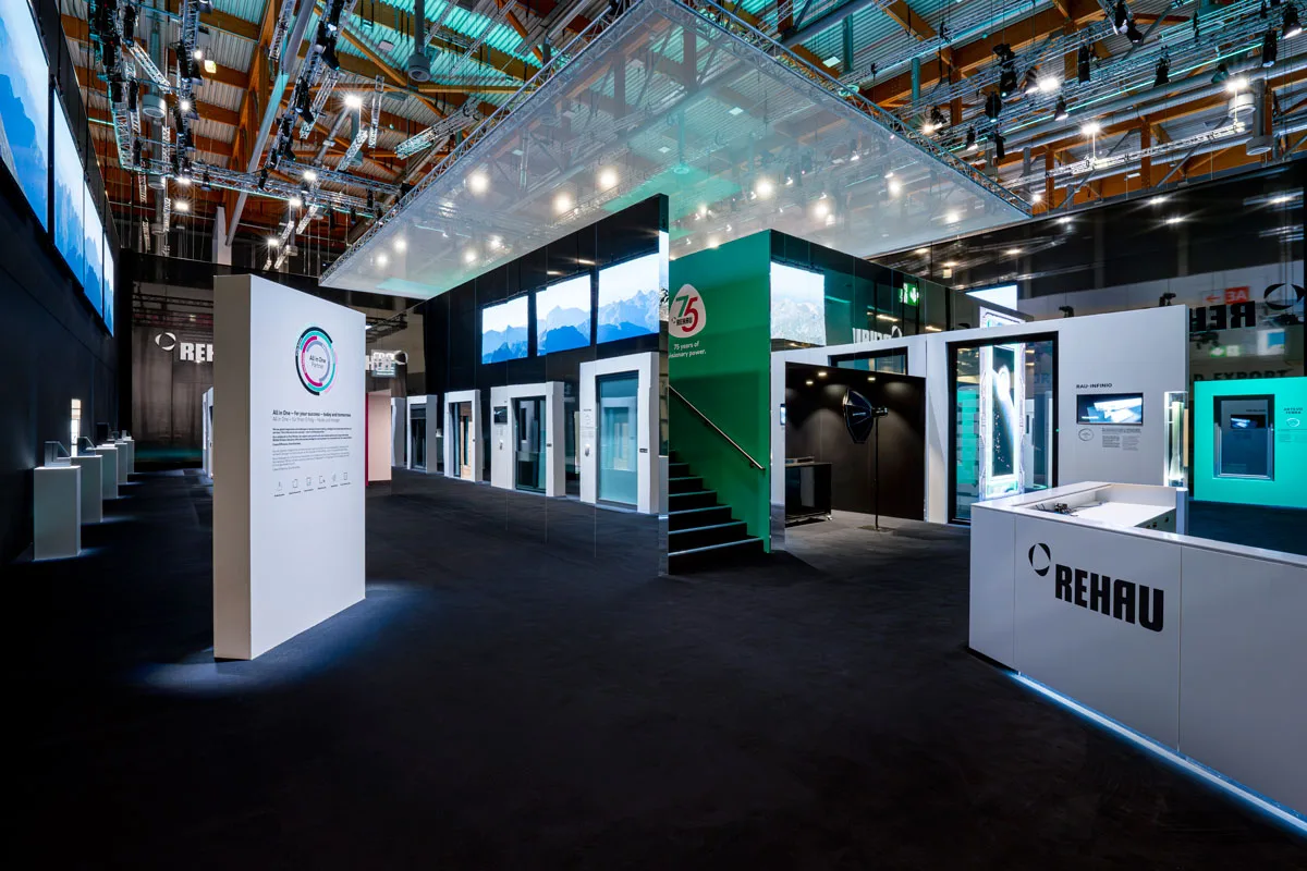 Rehau naFensterbau Frontale 2024 u Nirnbergu
