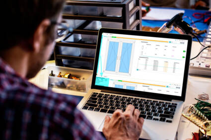 Bočna traka Klaes e-prod Horizon prikazuje informacije u pozadini samo kada želite / foto: Klaes