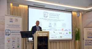Hrvoje Komac na konferenciji DAN PROZORA 2025 / foto: ift Rosenheim