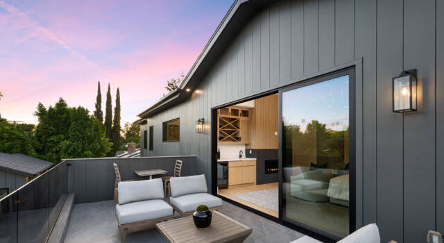 Laminiranje prozorskih profila – Tehnologija koja spaja funkcionalnost i estetiku Prozori velikih dimenzija na terasi