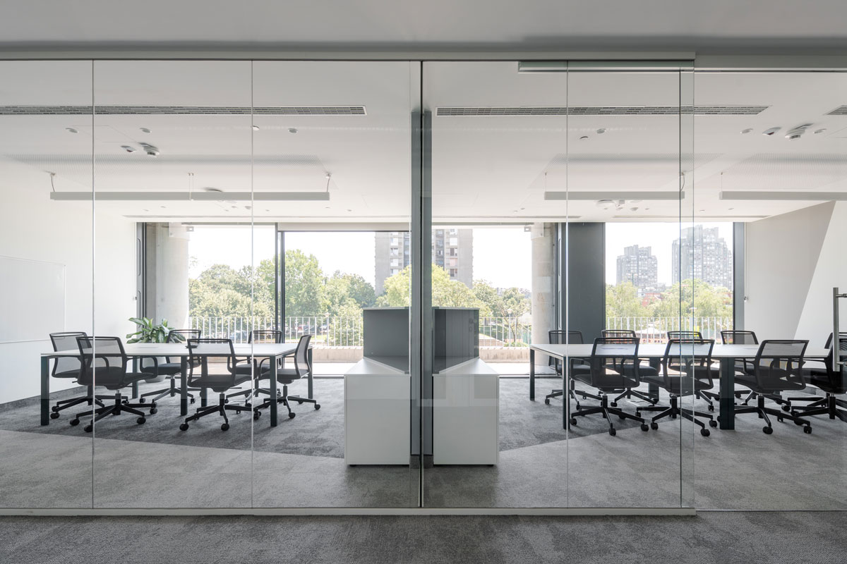 projekat: Lamela D, B23 Office Park - Aik Banka / autor projekta: Meta Architects / foto Miloš Martinović