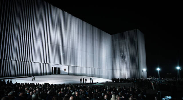 ELVIAL s ponosom predstavlja referentni projekat fasade Ministarstva nacionalne odbrane ELVIAL s ponosom obeležava svoje prisustvo na novoj emblematičnoj fasadi Ministarstva nacionalne odbrane / foto: ELVIAL