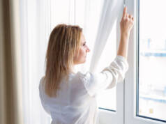 Da li stvarno znate šta znači skraćenica PVC u nazivu stolarije PVC stolarija / foto: freepik.com