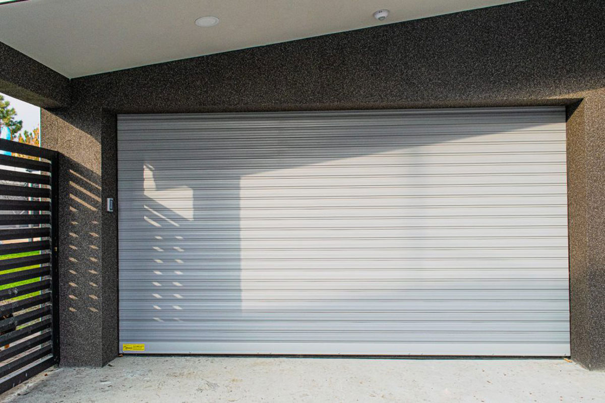 Garažna rolo vrata / foto: Gradar