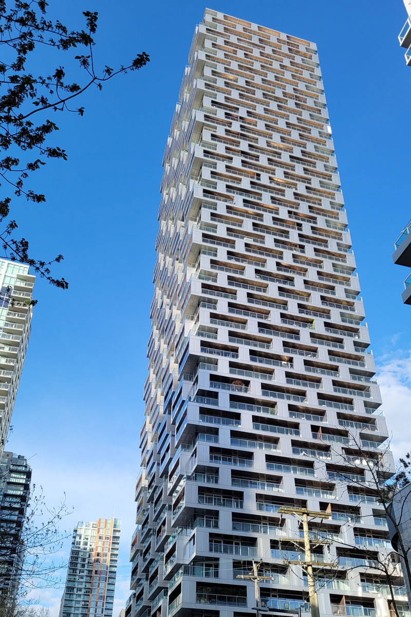Vancouver House / foto: ALUMIL